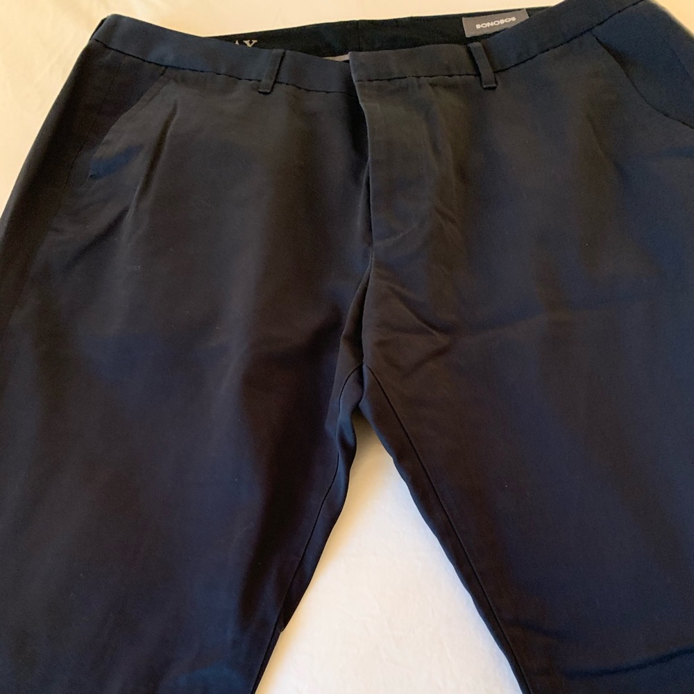 Men’s chino pants